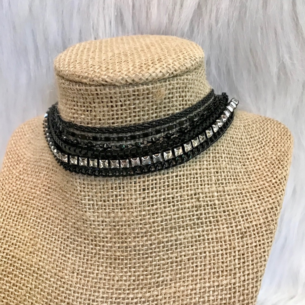 ** SOLD** 2 Piece Zara Choker  Set
